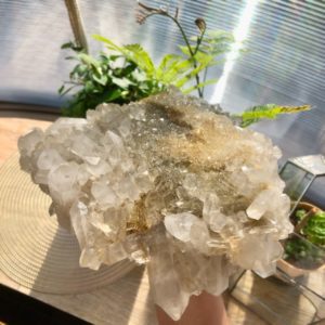 レムリアンクォーツクラスター