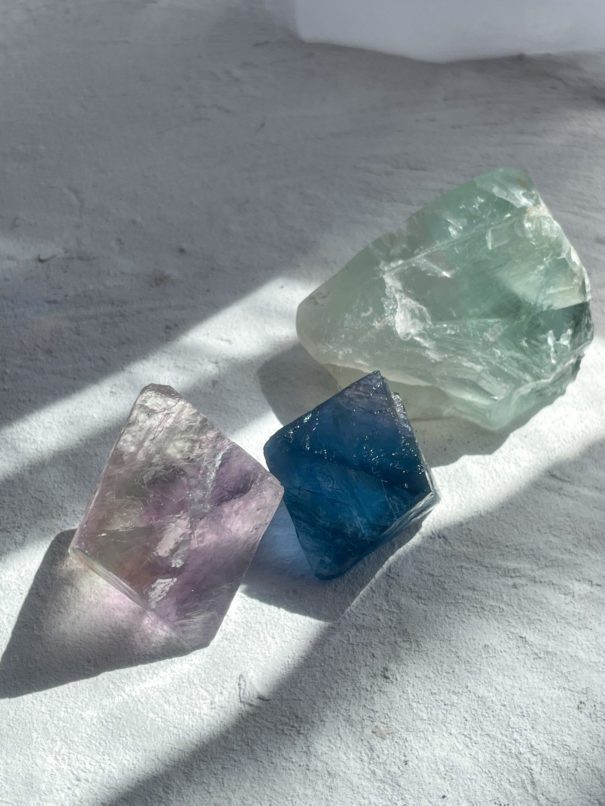 美しい大きな結晶のフローライトのセット 特大 八面体＆原石