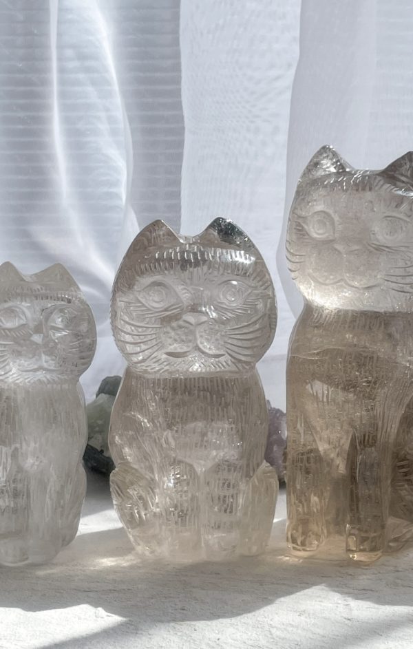 天然石スモーキークォーツの猫置物彫物 R0005