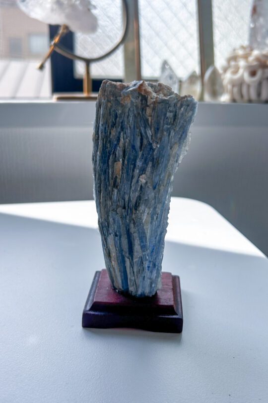 水晶　カイヤナイト　スタンド