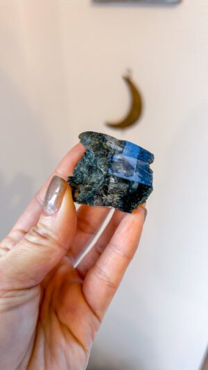 ブラックマニハール　天然石　ヒマラヤ水晶