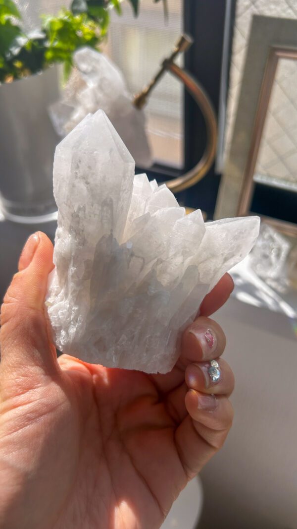 ミルキークォーツ　水晶　ホワイト水晶　クラスター　