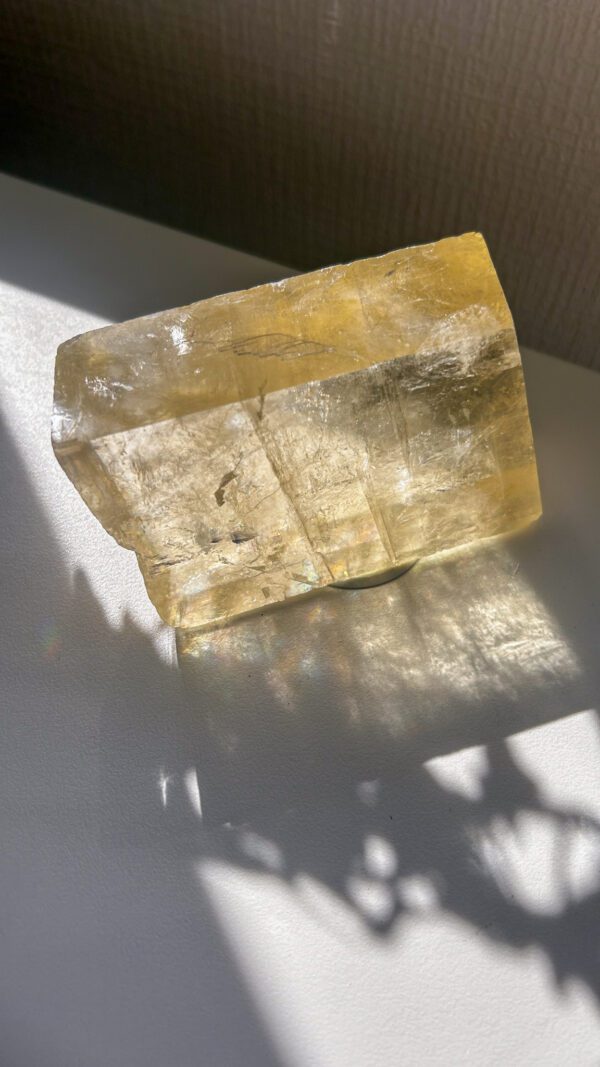 Big! 美しいイエローオプティカルカルサイト　Lemon jelly crystal - 画像 (6)