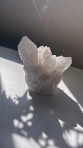 ミルキークォーツ　水晶　ホワイト水晶　クラスター　