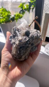 アポフィライト　ブラック　レア　ゼオライト　天然石　インド鉱物