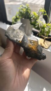ブラック　ゴールド　イエロー　レア　マニハール　ヒマラヤ水晶　パキスタン　水晶