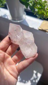 マニカラン水晶　ヒマラヤ水晶　天然石　ピンク　スピリチャル　ヒーリング
