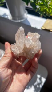 マニカラン水晶　ヒマラヤ水晶　天然石　ピンク　スピリチャル　ヒーリング