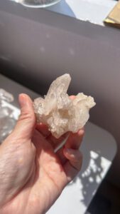 マニカラン水晶　ヒマラヤ水晶　天然石　ピンク　スピリチャル　ヒーリング