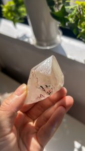 ヒマラヤ水晶　千層　マニカラン　天然石　インド　水晶　ピンク