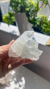 アポフィライト　天然石　インド　水晶　AAA