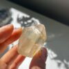 クラック水晶　ブラジル水晶　天然石　水晶　ヒマラヤ水晶　イエロー水晶　手研磨　水晶ポイント