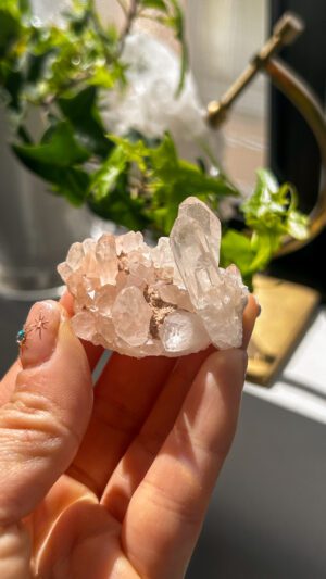 ヒマラヤ水晶 マニカラン 天然石　水晶