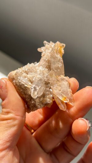 ヒマラヤ水晶 マニカラン 天然石　水晶