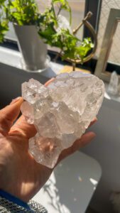 ヒマラヤ水晶 マニハール　天然石　水晶