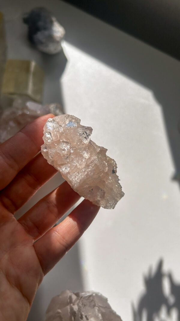 ピンクアポフィライト　天然石　水晶