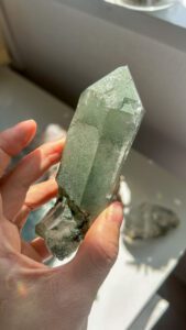 グリーン　マニハール　水晶　ヒマラヤ