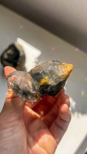 トルマリン　ルチル・ヘマタイト　ヒマラヤ水晶 パキスタン　水晶　ブラックマニハール