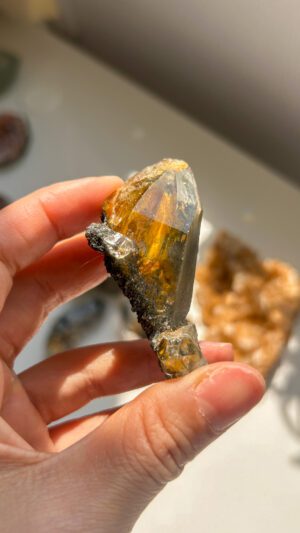 トルマリン　ルチル・ヘマタイト　ヒマラヤ水晶 パキスタン　水晶　ブラックマニハール