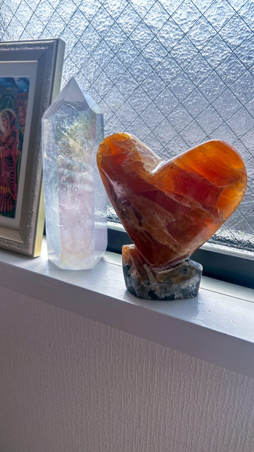 インド カルサイト オレンジ ハート ポリッシュ