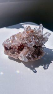 ラダック レー クリスタル　ヒマラヤ水晶　ピンク