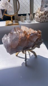 ヒマラヤ水晶　マニカラン　天然石　ピンク　パワーストーン　天然石　ブリハスパティ　ピンクマニカラン