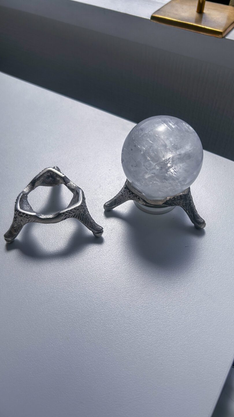 天然石 スタンド うさぎ シルバー パワーストーン スフィア台