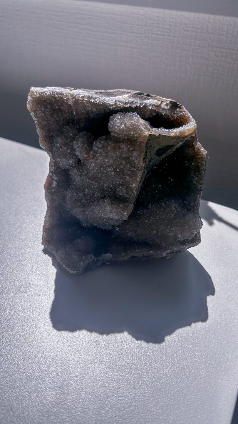 ブラックアメジスト インテリア 天然石 ジオード