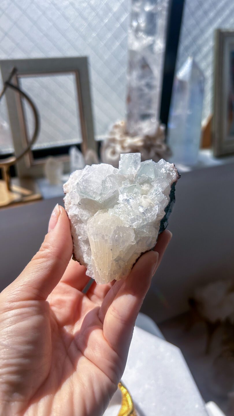 アポフィライト カルサイト 共生 天然石 インド