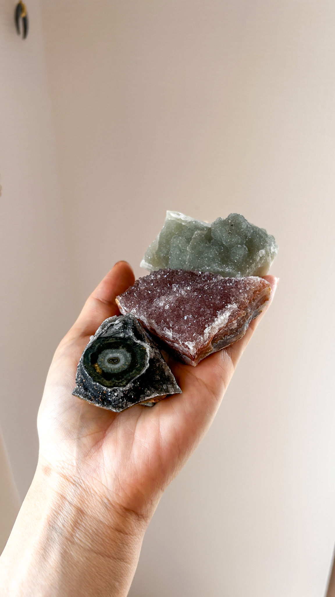 ウルグアイ レインボーアメジスト 天然石