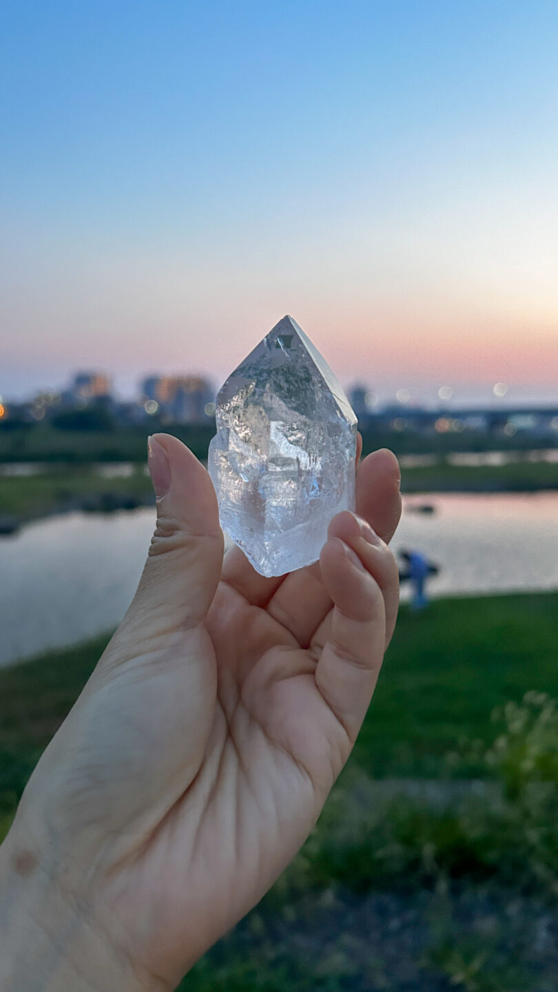 マニハール水晶 高透明ポイント Quiet moment