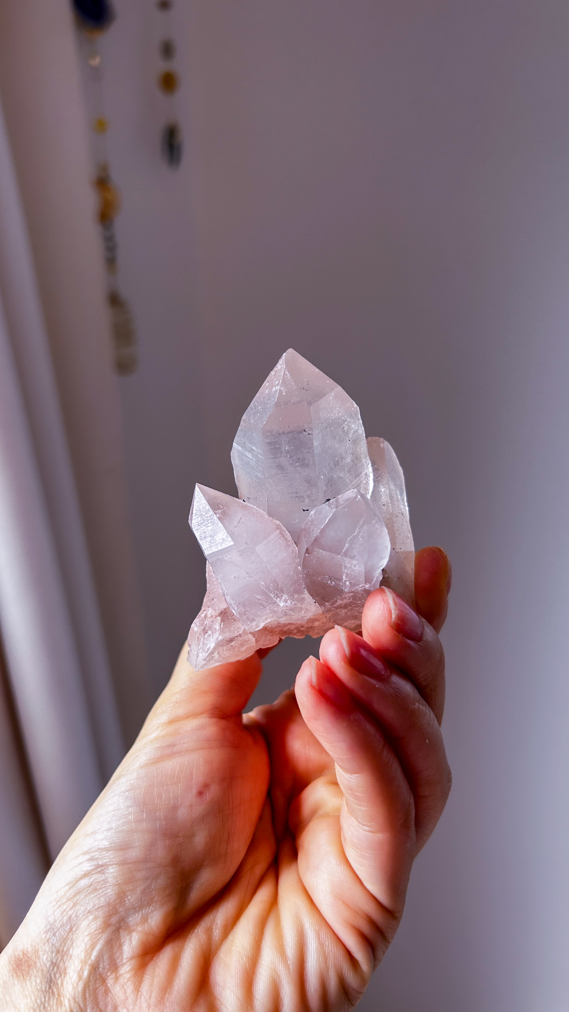 綺麗に自立・優しい雰囲気・マニカラン水晶 Together - 画像 (4)