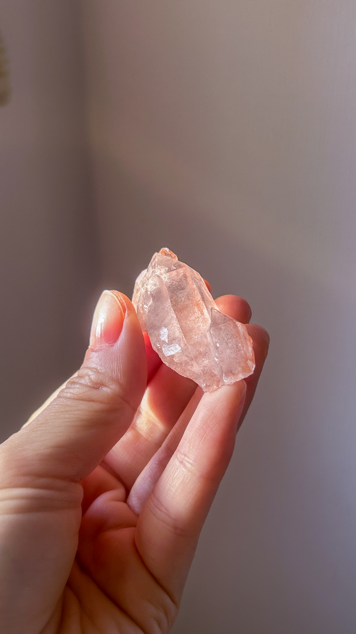 心を躍動させる 南アフリカの大地より レッドクォーツ Orisaの神々 小さな赤いクラスター - 画像 (7)