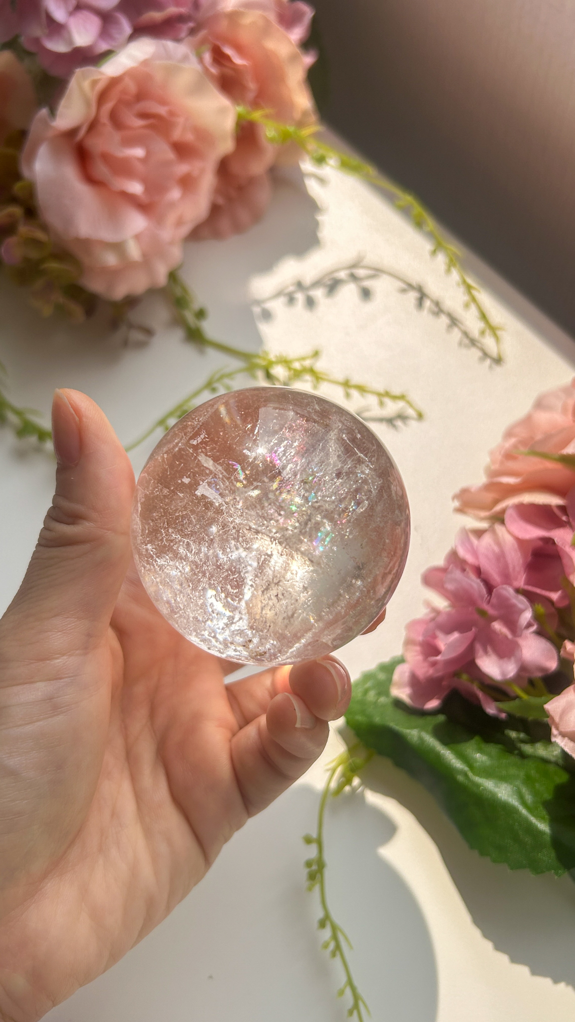 カブラル山産 レムリアンシード水晶スフィア 天然の光を放ち輝く虹入り 高品質スフィア Divine Love 美しさと自信を授けるヒーリングストーン - 画像 (2)