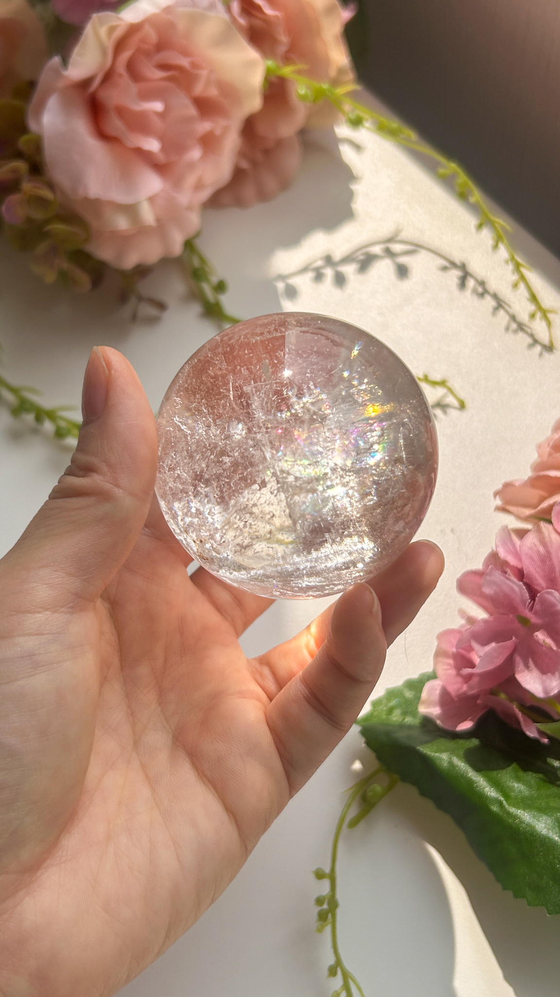 カブラル山産 レムリアンシード水晶スフィア 天然の光を放ち輝く虹入り 高品質スフィア Divine Love 美しさと自信を授けるヒーリングストーン - 画像 (6)