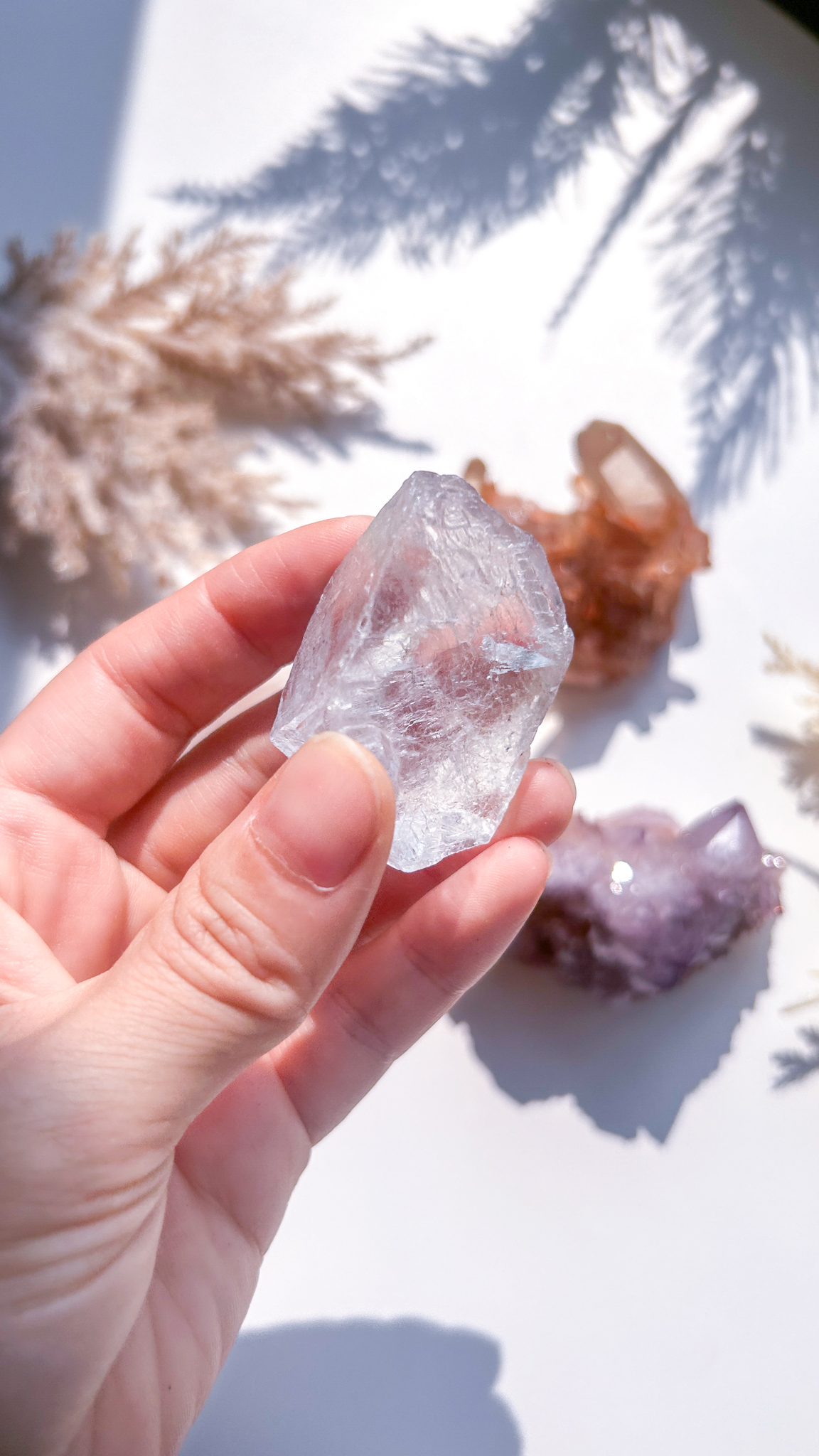 心を躍動させる 南アフリカの大地より レッドクォーツ Orisaの神々 珍しいブルーアフリカンフローライト - 画像 (4)