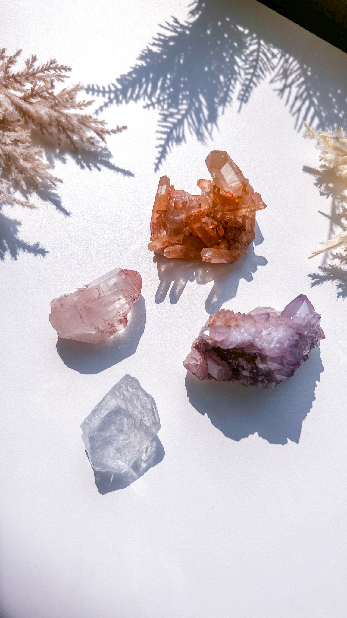 心を躍動させる 南アフリカの大地より レッドクォーツ Orisaの神々 珍しいブルーアフリカンフローライト - 画像 (6)