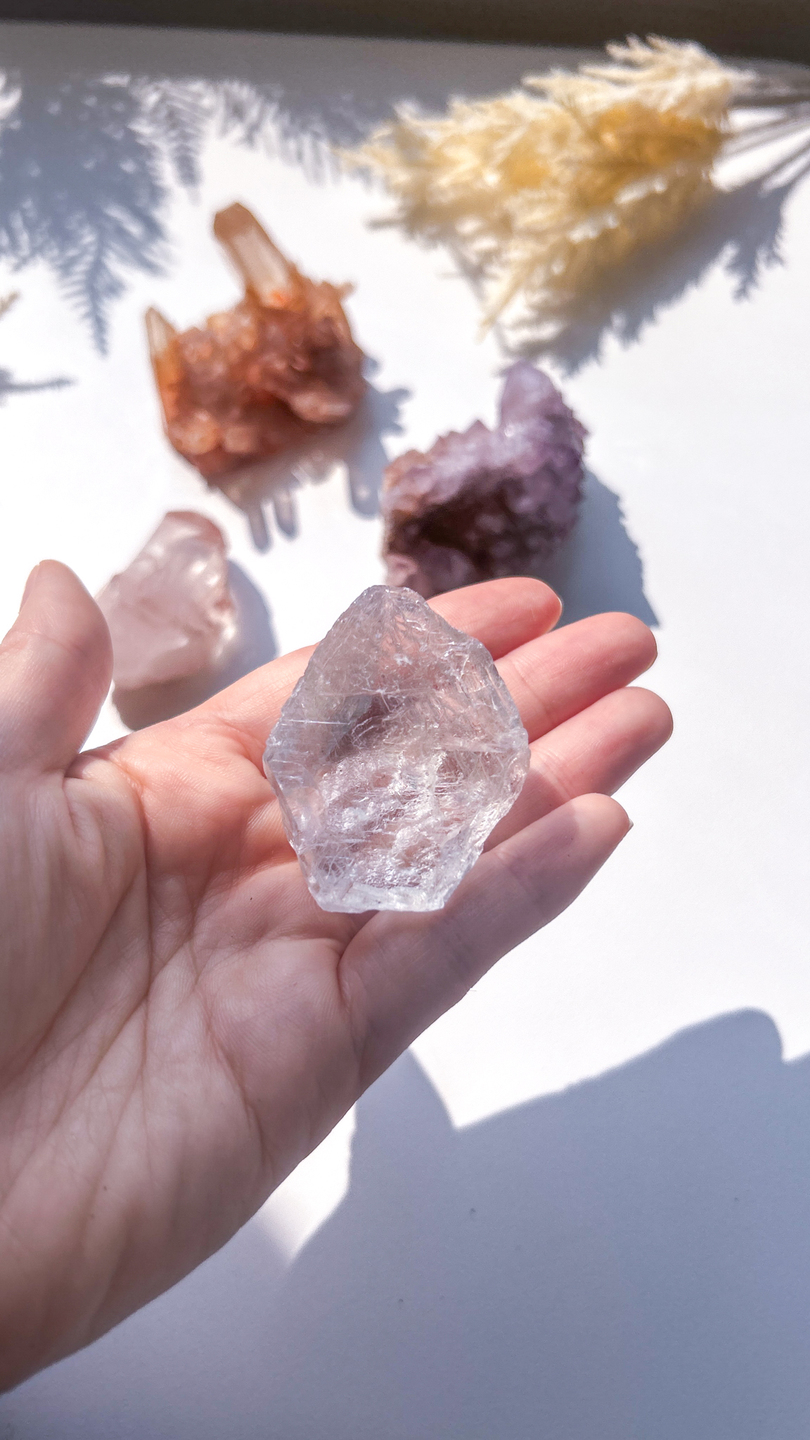 心を躍動させる 南アフリカの大地より レッドクォーツ Orisaの神々 珍しいブルーアフリカンフローライト