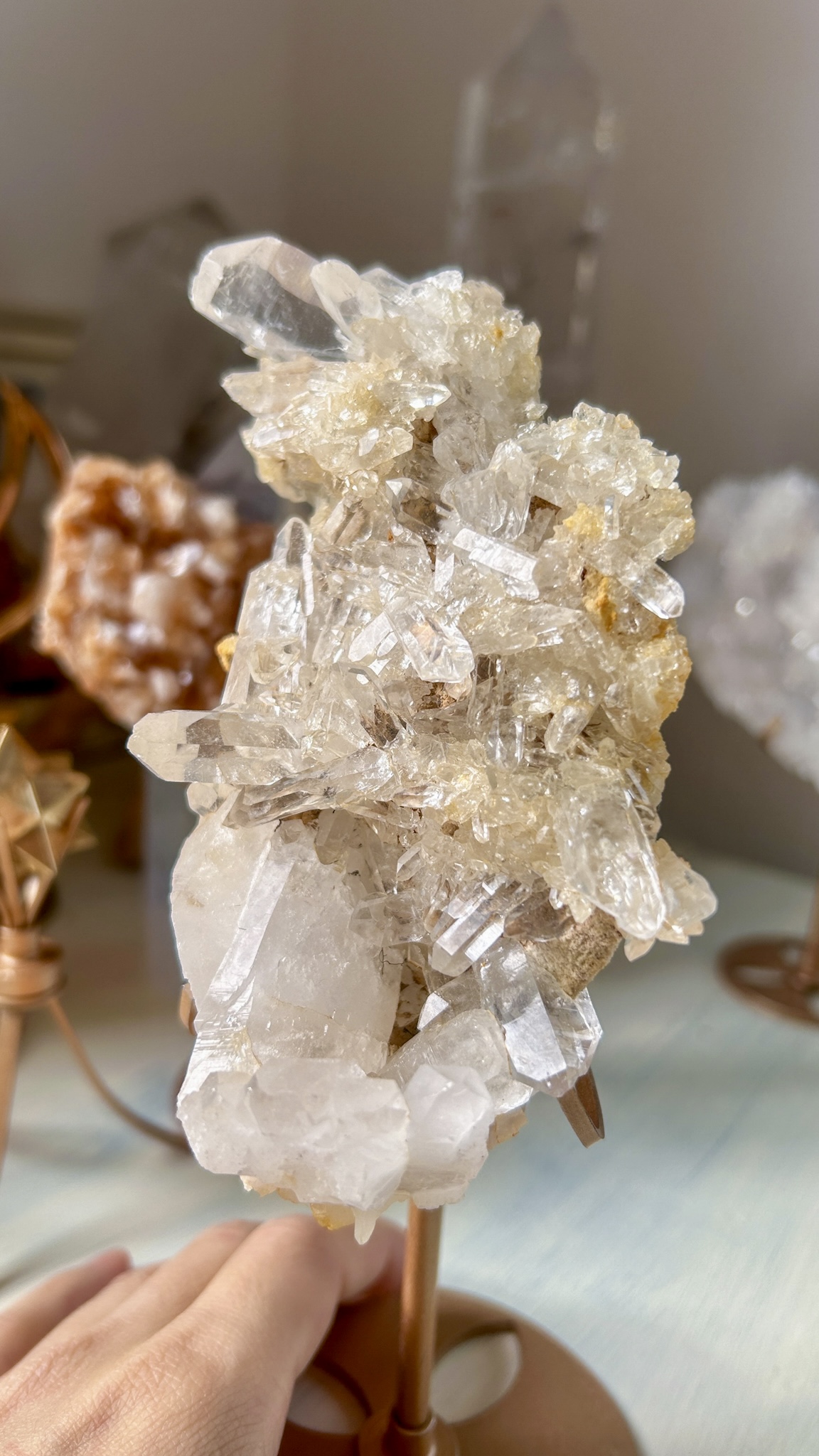ギルギット スカルドゥ産ヒマラヤ水晶 ─ Home of Nostalgia スタンド付き - 画像 (5)