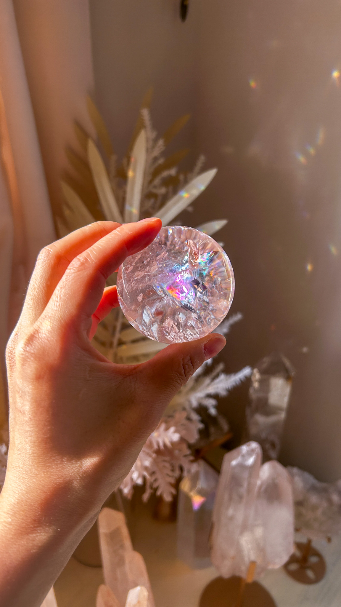 愛の開花 マダガスカルの最高品質 ピンク ヘマタイト クォーツ 🌈 スフィア You are loved 淡ピンク57mm - 画像 (5)