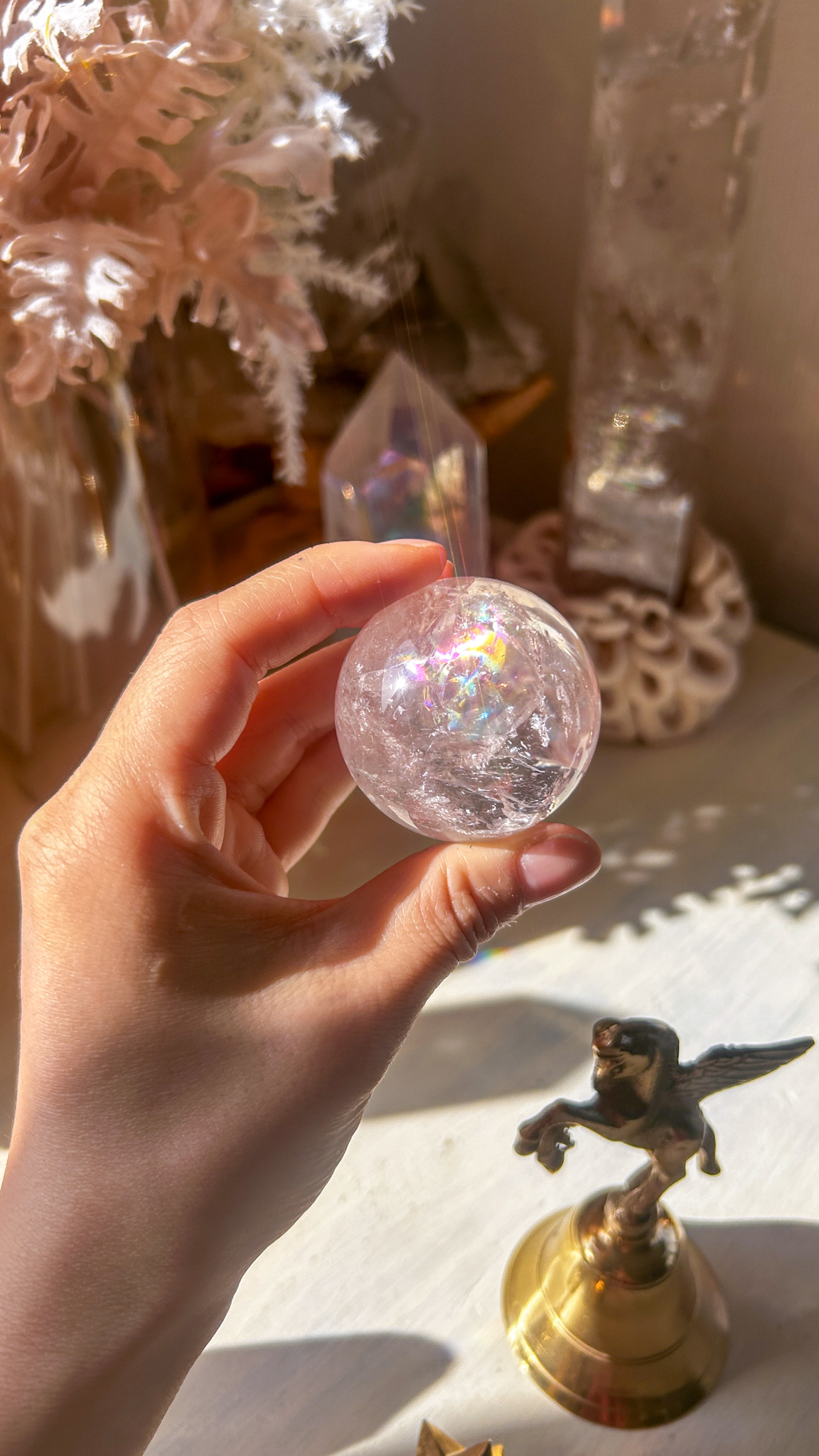 愛の開花 マダガスカルの最高品質 ピンク ヘマタイト クォーツ 🌈 スフィア You are loved 虹たくさん淡ピンク45mm