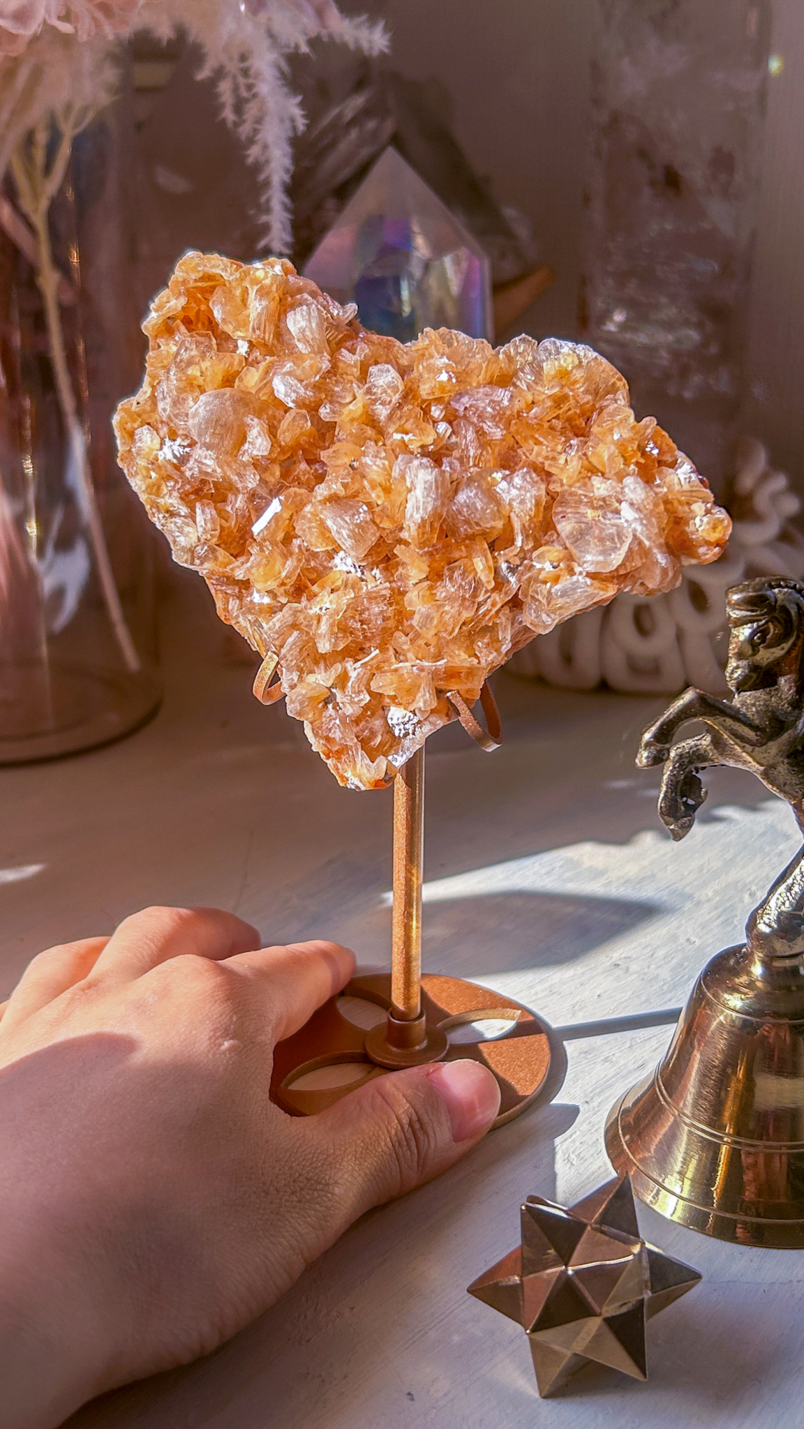 イエロー 珍しいキラキラ・ステラライト(ステラ沸石)Dream lands スタンド付き - 画像 (3)