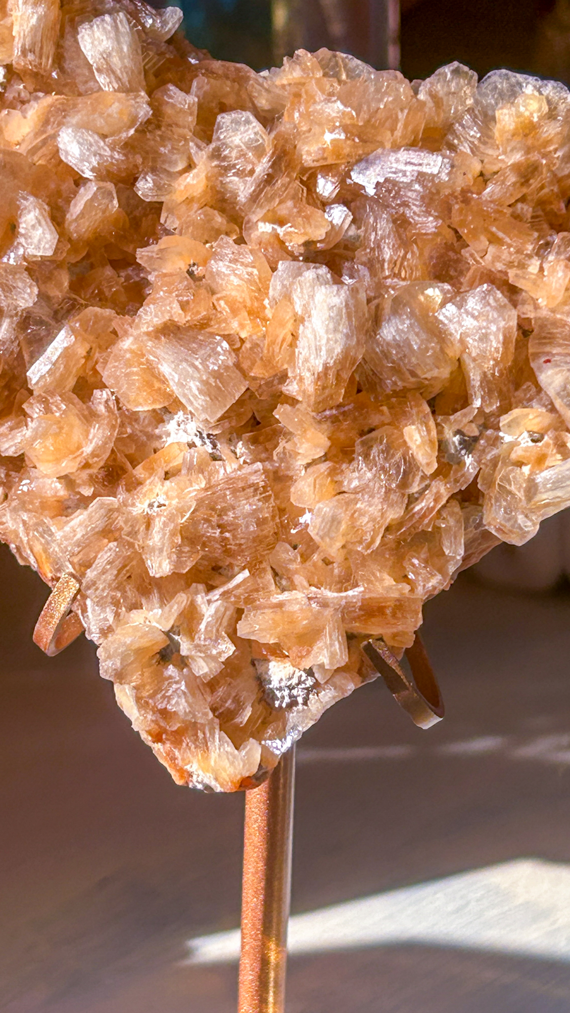 イエロー 珍しいキラキラ・ステラライト(ステラ沸石)Dream lands スタンド付き - 画像 (5)