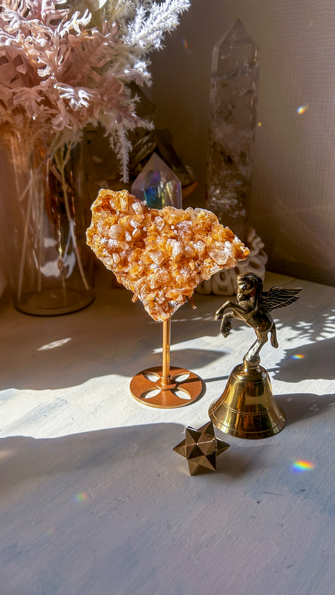 イエロー 珍しいキラキラ・ステラライト(ステラ沸石)Dream lands スタンド付き - 画像 (6)