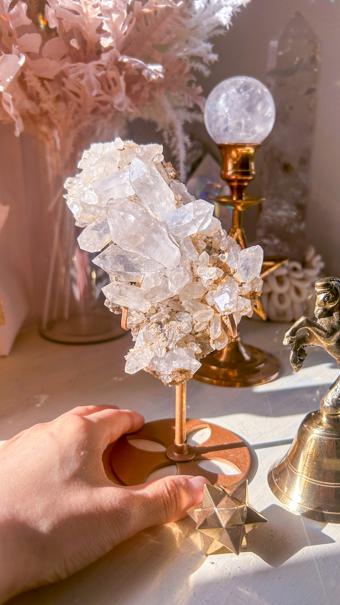 パキスタン スカルドゥ ほんのりスモーキー・クラスター Message from sacred land スタンド付き - 画像 (3)