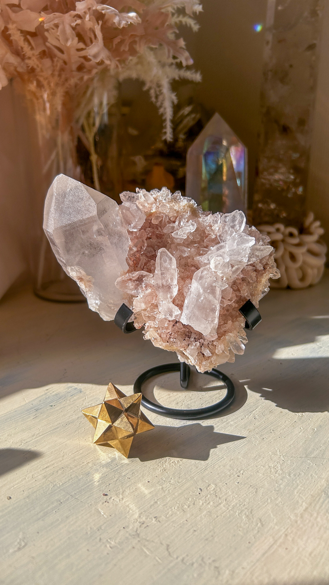 マニカラン フロスティ ピンクサマディクォーツ 個性的なハリハリクラスター スタンド付き Vibrating heart - 画像 (2)