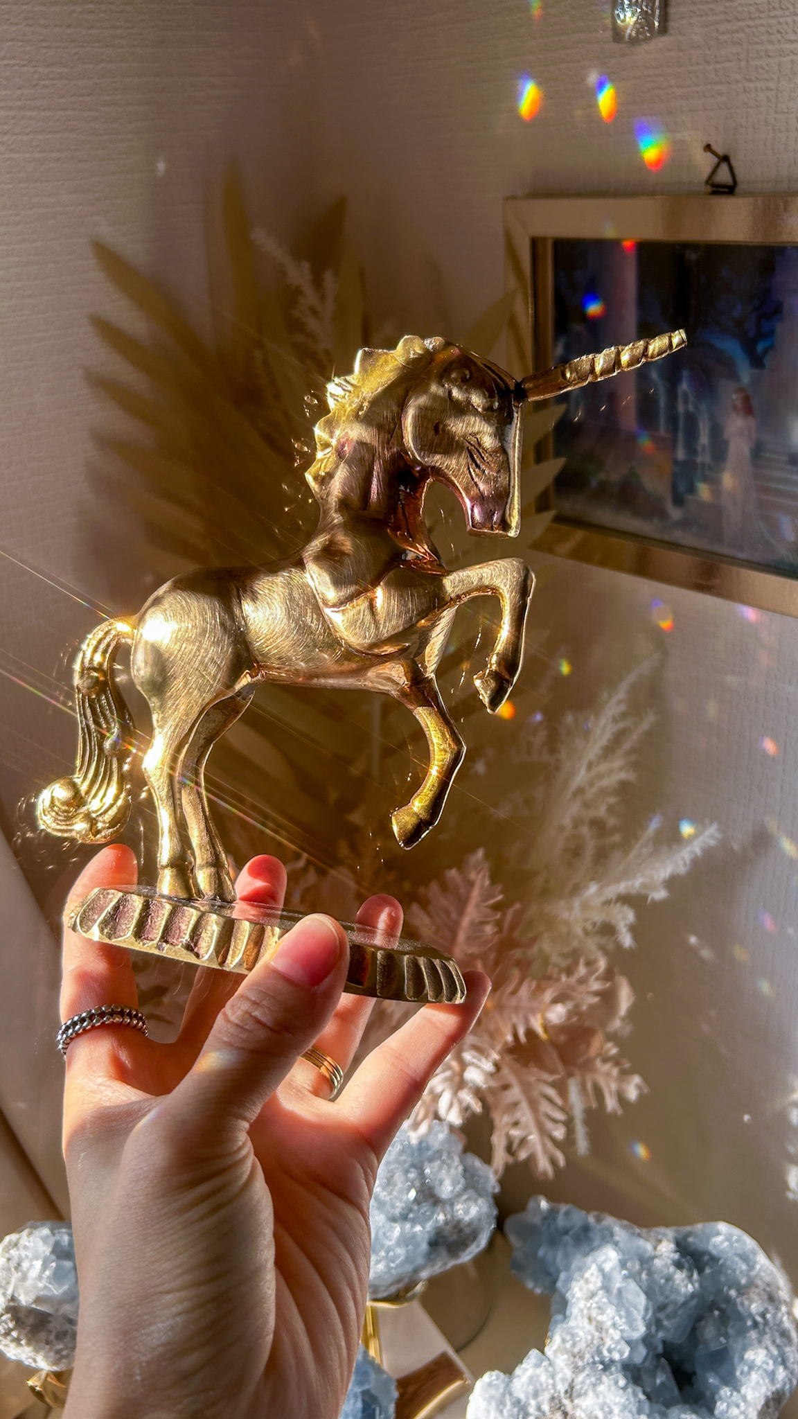 一点もの Amrita✧Vintage アメリカヴィンテージ・ミッドセンチュリー真鍮の立派な輝く片目のユニコーン - 画像 (2)