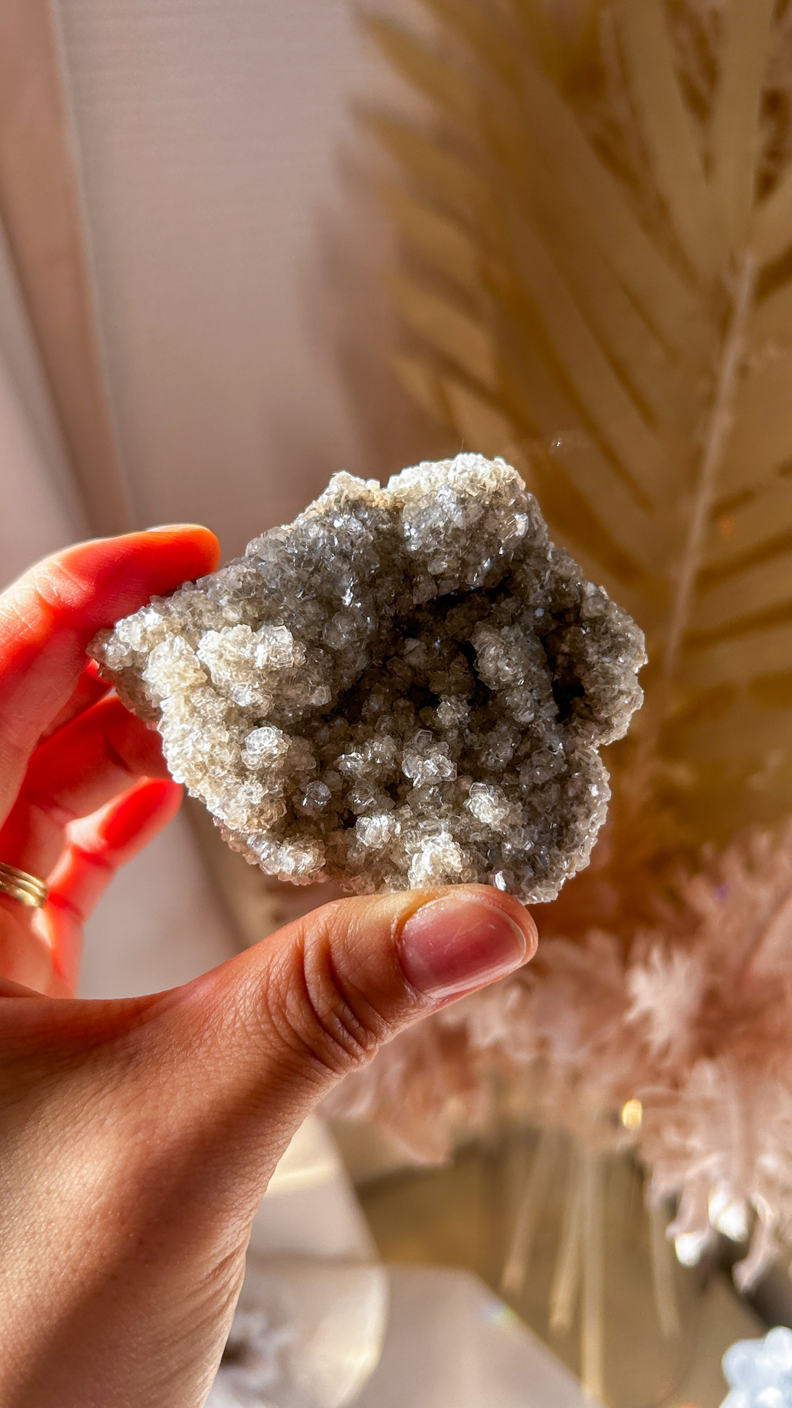 癒しの鈍い輝き パキスタンよりめずらしい シルバーカルサイト Sperkle Silver