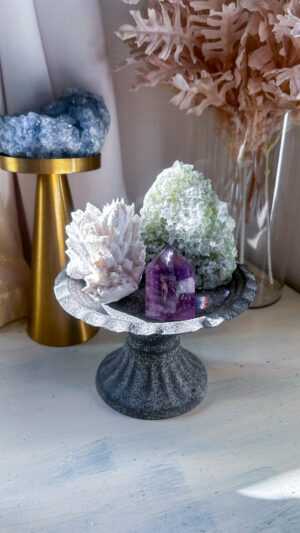 キューブ結晶 ケーキのようなグリーンアポフィライト with オケナイト ML