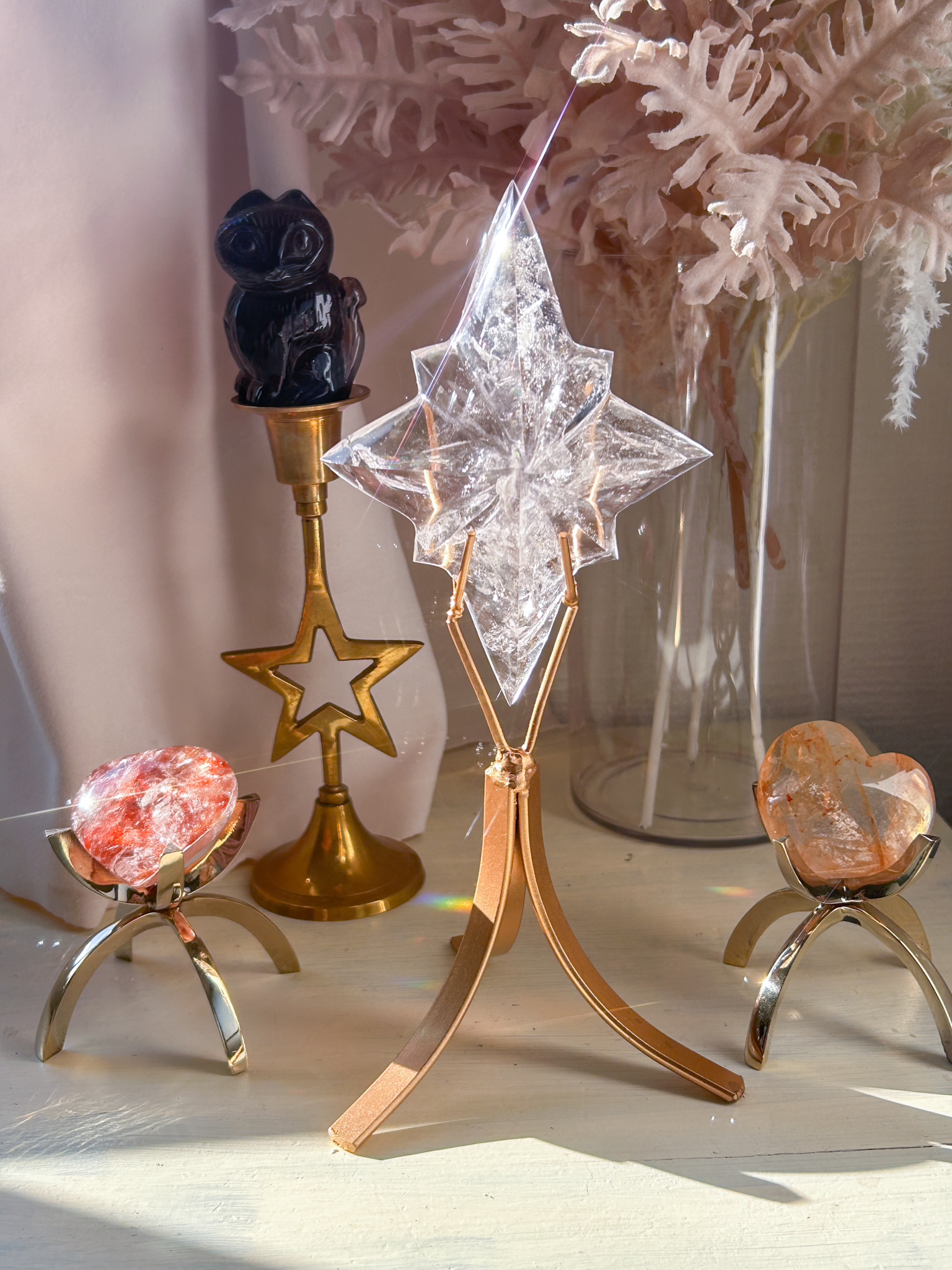 ベツレヘムの星・贅沢なバイーア産職人の一点もの・レムリアンカービング(スタンド付き) 中央に虹あり